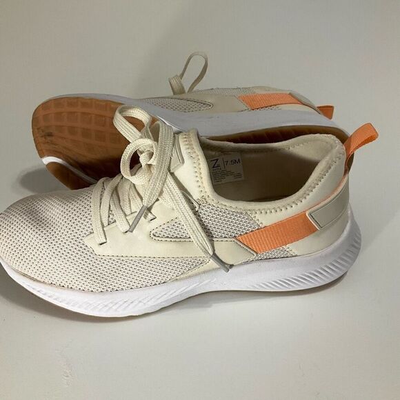 Z by Zella Vega Sneaker, 7.5 White with Peach Detail - Picture 4 of 8